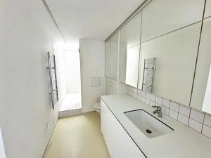 Pronájem bytu 2+kk, Praha, 66 m2