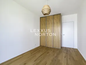 Pronájem bytu 2+kk, Praha - Holešovice, U průhonu, 48 m2