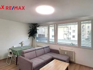 Pronájem bytu 3+1, Praha - Košíře, Plzeňská, 76 m2