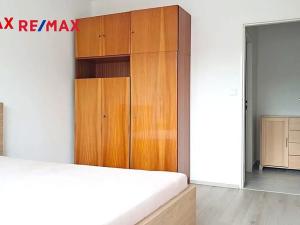 Pronájem bytu 3+1, Praha - Košíře, Plzeňská, 76 m2