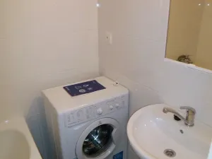 Pronájem bytu 1+kk, Praha - Vysočany, Spojovací, 22 m2