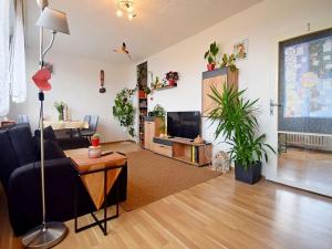 Pronájem bytu 2+kk, Praha - Kobylisy, Jelínkova, 48 m2