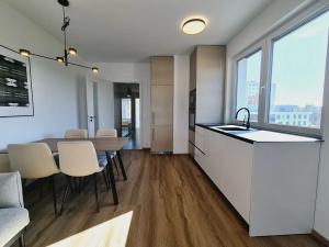 Prodej bytu 3+kk, Praha - Horní Měcholupy, Milánská, 67 m2