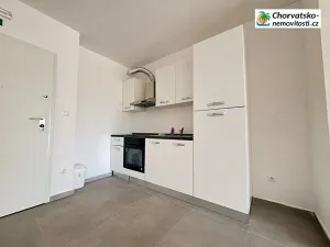 Prodej bytu 3+kk, Novalja, Chorvatsko, 49 m2