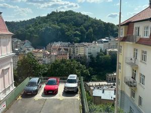 Prodej ubytování, Karlovy Vary, 454 m2