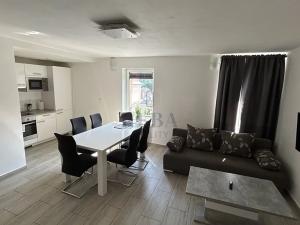 Prodej ubytování, Karlovy Vary, 454 m2