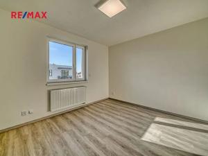 Pronájem bytu 2+kk, Nymburk, V Kolonii, 57 m2
