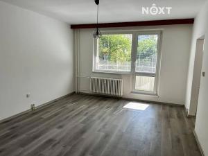Pronájem bytu 4+1, České Budějovice, Dlouhá, 70 m2