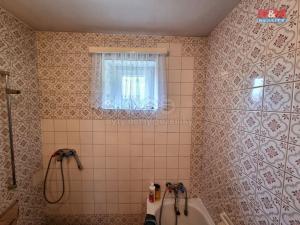 Prodej obchodního prostoru, Píšť, 180 m2