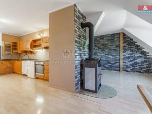 Prodej bytu 3+1, Cheb, Cechovní, 130 m2