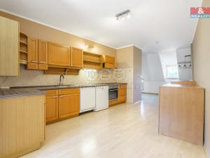 Prodej bytu 3+1, Cheb, Cechovní, 130 m2