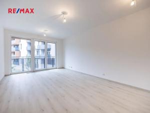 Prodej bytu 1+kk, Praha - Háje, Sochorcova, 31 m2