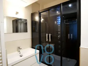 Pronájem bytu 1+1, Praha - Libeň, Kotlaska, 36 m2