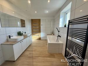 Pronájem rodinného domu, Golčův Jeníkov, Nová, 130 m2