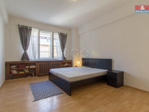 Pronájem bytu 3+1, Praha - Nové Město, Masarykovo nábřeží, 110 m2