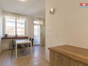 Pronájem bytu 3+1, Praha - Nové Město, Masarykovo nábřeží, 110 m2