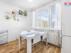 Prodej bytu 3+1, Ústí nad Labem - Mojžíř, Peškova, 65 m2