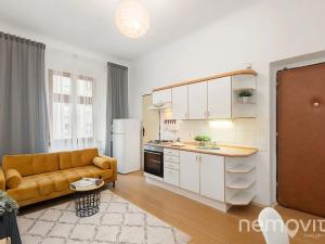 Prodej bytu 2+1, Praha - Holešovice, Bubenská, 69 m2