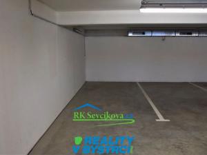 Pronájem garážového stání, Brno, Žabí, 13 m2