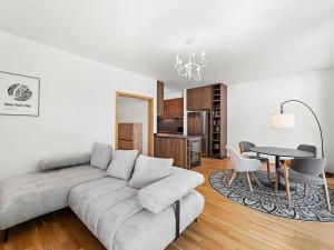 Pronájem bytu 3+kk, Praha - Vinohrady, Korunní, 119 m2