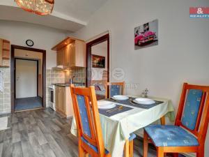 Prodej rodinného domu, Hostinné, Horská, 408 m2