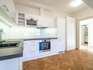 Pronájem bytu 2+1, Praha, Myslíkova, 69 m2