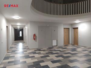 Pronájem bytu 3+kk, Praha - Modřany, Vorařská, 92 m2