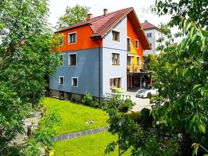 Pronájem bytu 4+kk, Boršov nad Vltavou, Poříčská, 133 m2
