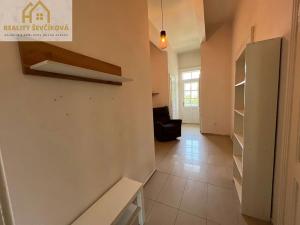 Pronájem bytu 2+kk, Hradec Králové, Smetanovo nábřeží, 60 m2
