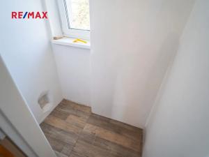 Prodej bytu 2+1, Kolín, Benešova, 56 m2