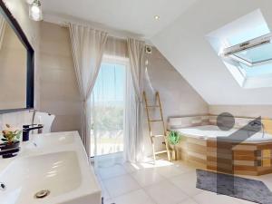 Prodej rodinného domu, Vinařice, 269 m2