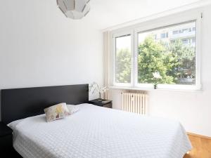 Pronájem bytu 2+kk, Praha - Čakovice, Ke stadionu, 49 m2