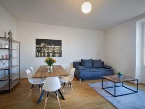 Pronájem bytu 3+kk, Praha - Holešovice, Ortenovo náměstí, 105 m2