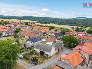 Prodej rodinného domu, Bzová, 173 m2