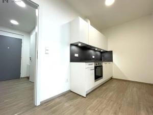 Pronájem bytu 2+kk, Praha - Libeň, Primátorská, 85 m2