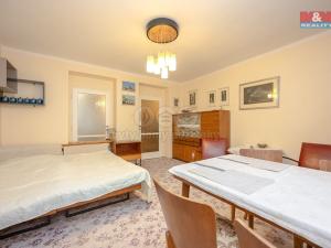 Prodej bytu 2+1, Olomouc - Hejčín, Ladova, 56 m2