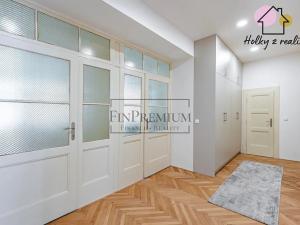 Pronájem bytu 3+1, Praha - Staré Město, Michalská, 99 m2