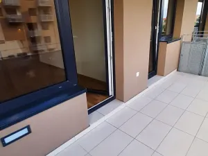 Pronájem bytu 2+kk, Praha - Strašnice, Zvěřinova, 61 m2