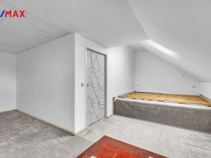 Prodej obchodního prostoru, Mrákotín, 420 m2