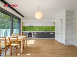 Pronájem bytu 2+kk, Praha - Žižkov, Olšanská, 75 m2
