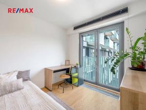Pronájem bytu 2+kk, Praha - Žižkov, Olšanská, 75 m2
