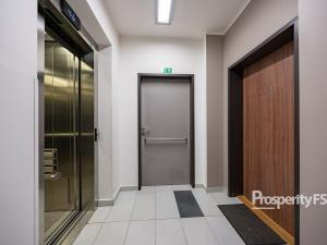 Pronájem bytu 2+kk, Praha - Stodůlky, náměstí Junkových, 62 m2