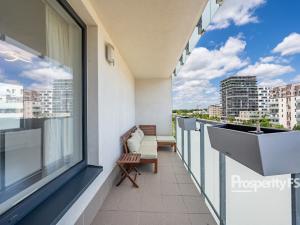 Pronájem bytu 2+kk, Praha - Stodůlky, náměstí Junkových, 62 m2