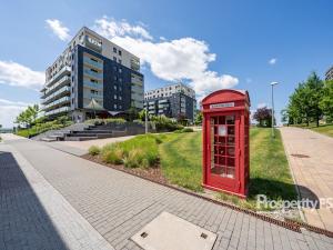 Pronájem bytu 2+kk, Praha - Stodůlky, náměstí Junkových, 62 m2