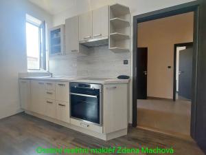 Pronájem bytu 2+kk, Praha - Hostivař, 46 m2