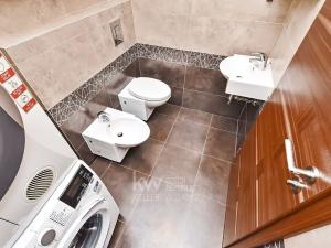 Pronájem bytu 4+kk, Praha - Vinohrady, U Havlíčkových sadů, 95 m2
