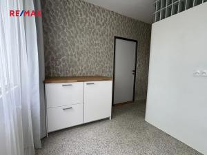 Pronájem bytu 2+1, Kladno, Polská, 51 m2