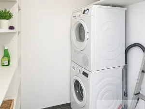 Pronájem bytu 4+kk, Praha - Radlice, Radlická, 184 m2