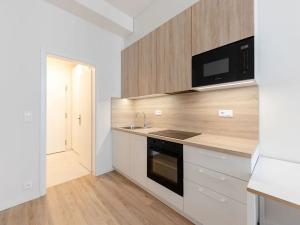 Pronájem bytu 2+kk, Praha - Bubeneč, Veletržní, 40 m2