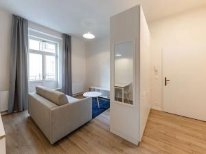 Pronájem bytu 1+kk, Praha - Bubeneč, Veletržní, 38 m2